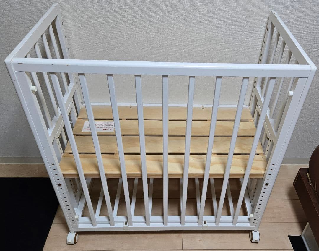 大和屋 そいねーる＋ムーブ ベビーベッド ホワイト　おまけ付き