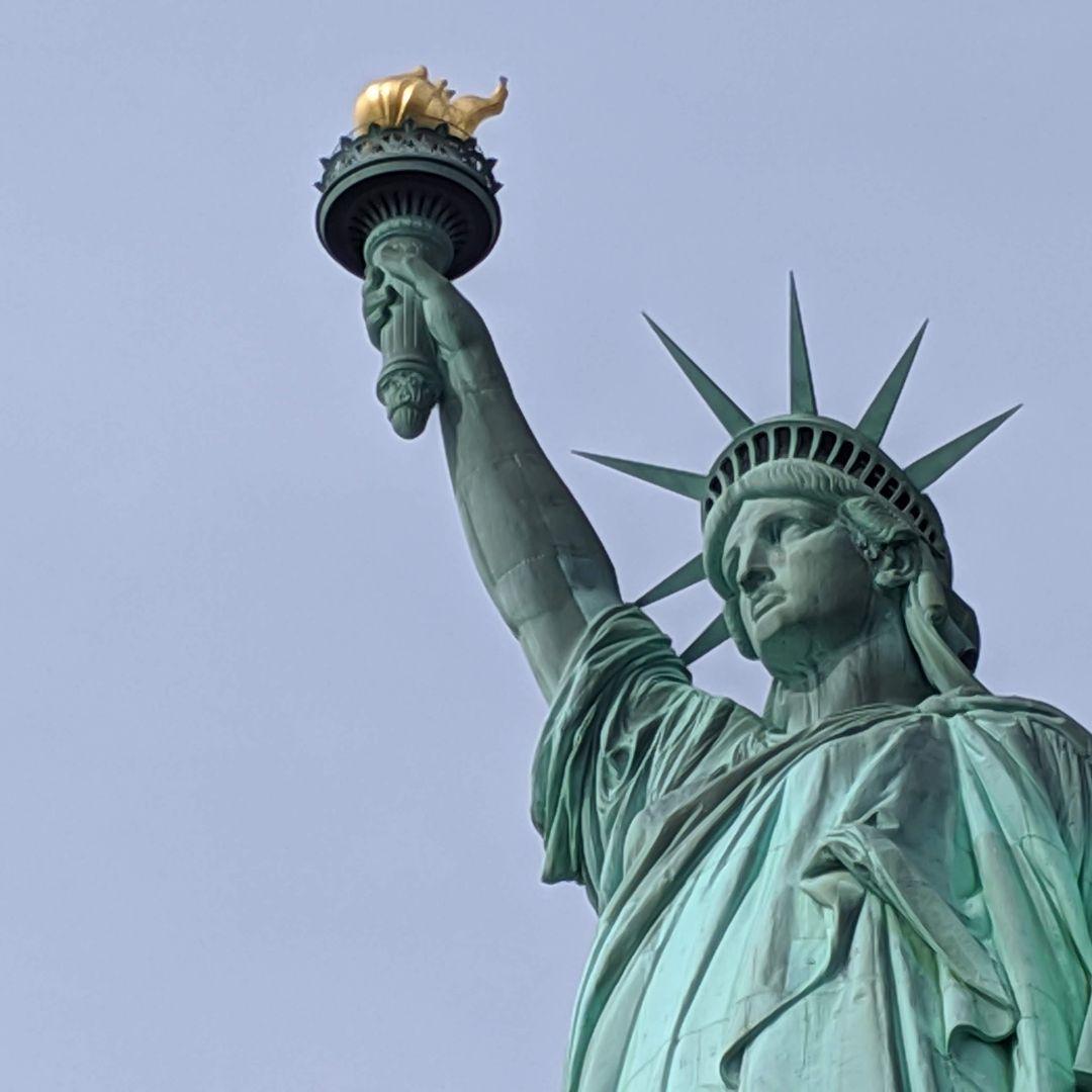 NYで購入した　自由の女神　銅像　置物　星条旗　　ニューヨーク　NY