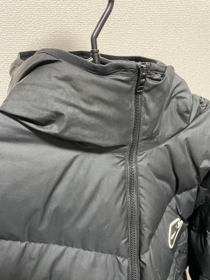 Nike ブラック ダウンジャケット