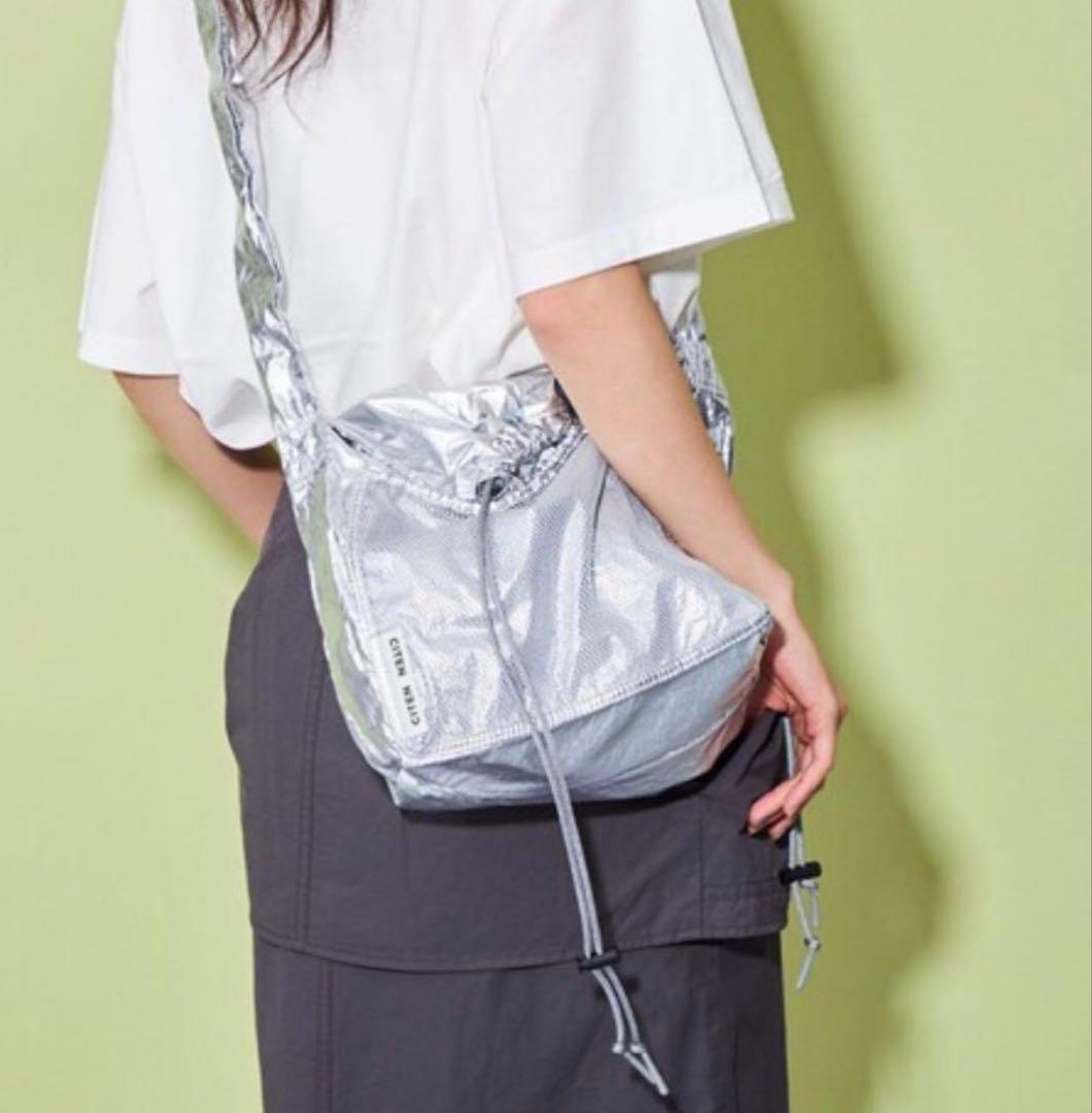 Jyojyono 様　ブラックシースルー刺繍シャツとカバン　2点まとめ買い