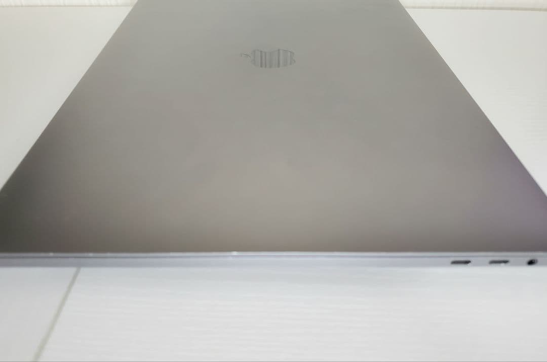 MacBook Pro15 2018年 16GB 512GB A1990