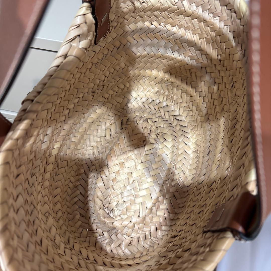 ロエベ　ロゴ入りストローバッグ　スモールサイズ