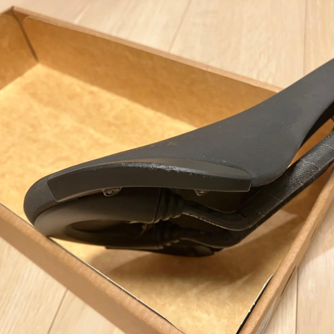 fi'zi:k ALIANTE R1 OPEN カーボンレール フィジーク