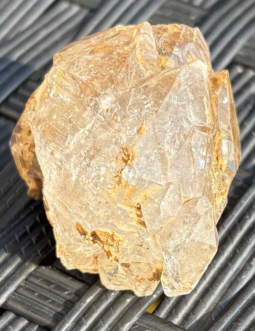 【天然石】虹入り　原石　天使の贈り物　骸骨水晶　エレスチャルクウォーツ③