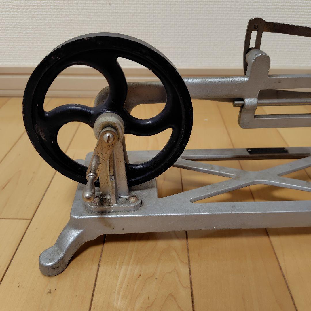 謎の金属製の品物②