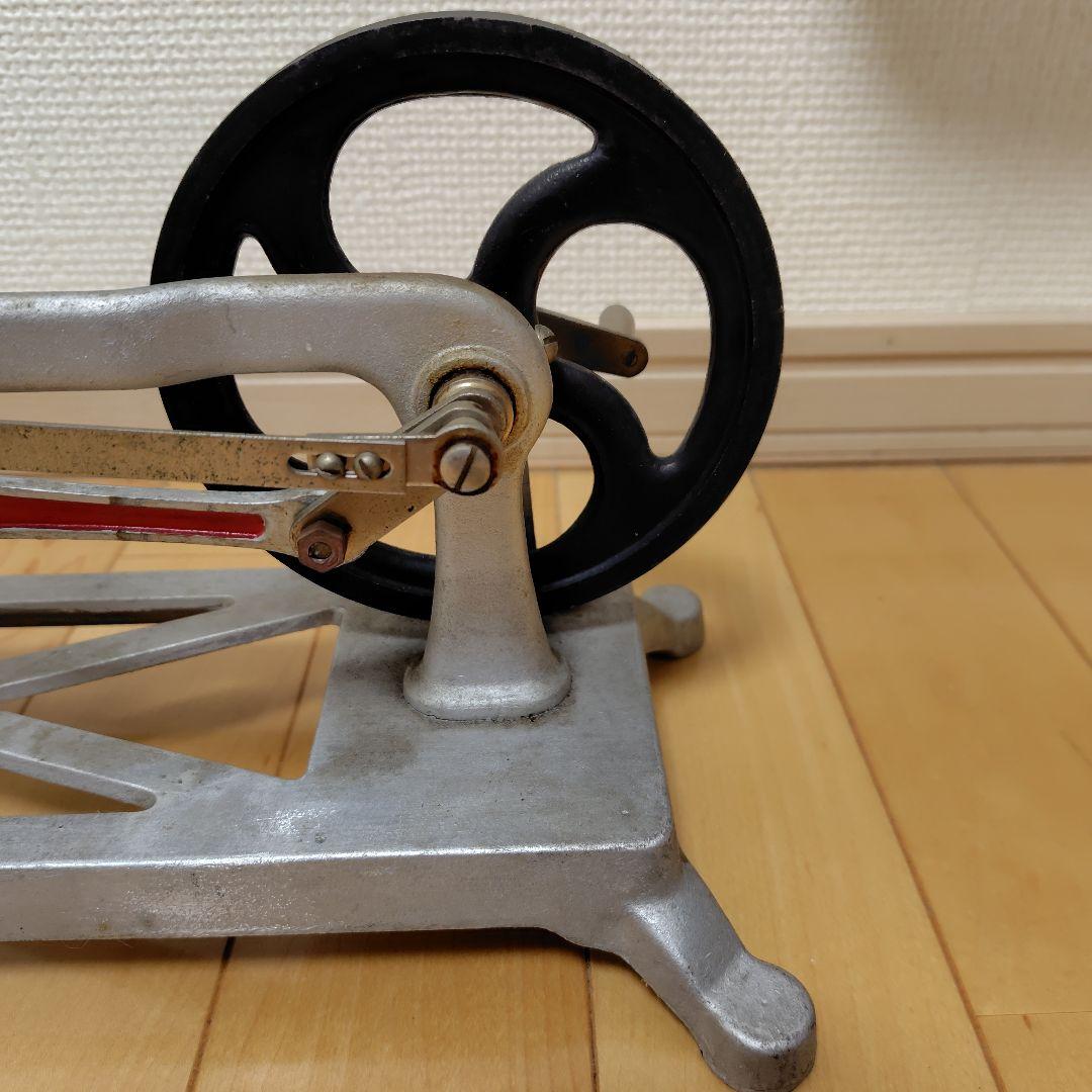 謎の金属製の品物②