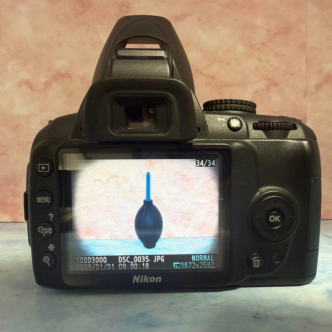 Nikon D3000☆手ぶれ補正Wレンズ☆一眼レフカメラ☆実用品☆