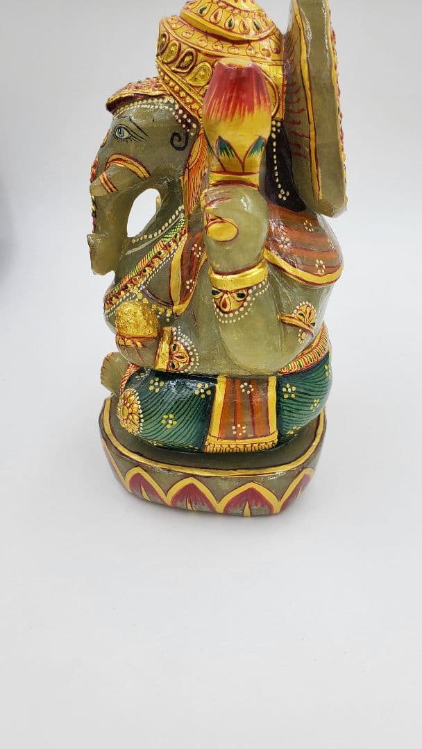 ガネーシャ　特大　天然石　翡翠　K22金使用 　特注品