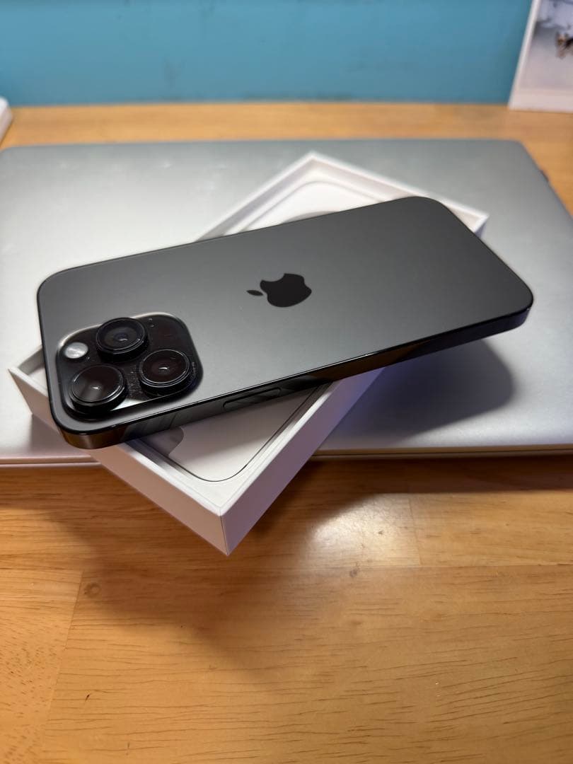 Apple iPhone 14 Pro スペースブラック 本体　512G