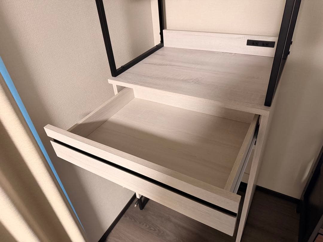 キッチンボード60幅展示品美品