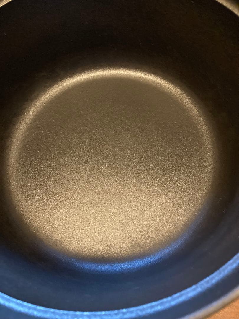 ストウブ鍋　美品