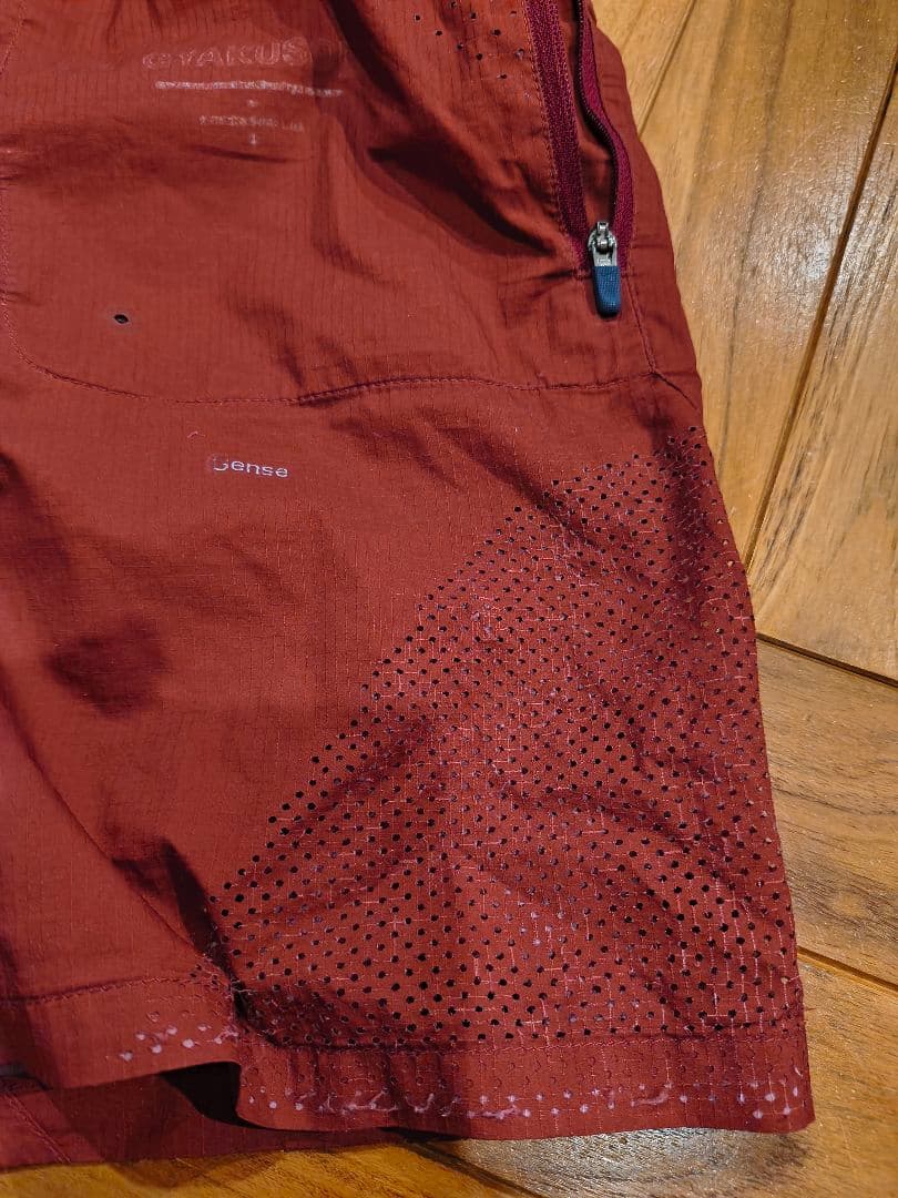 c*m様 GYAKUSOU ナイキ　ランニングショーツ レッド/グレー