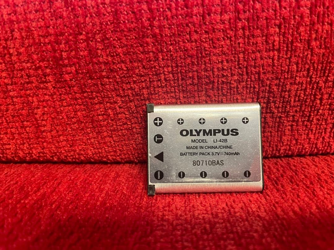 OLYMPUS μ 1060 デジタルカメラ　充電器&ケース付