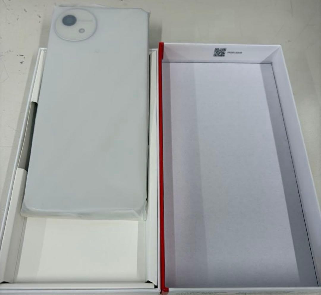 新品未開封 AQUOS wish SH-52F (w)本体