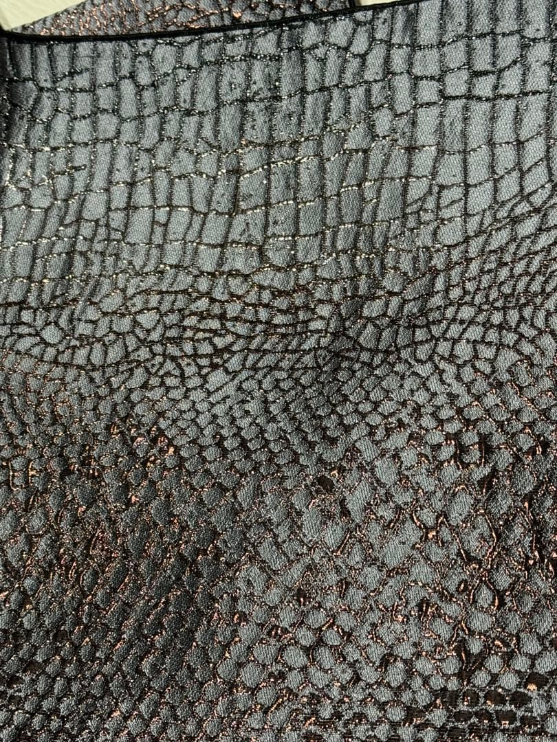 大人兵児帯【クロコダイル　ブラック】　天然石の羽織紐【ワイン】のセット