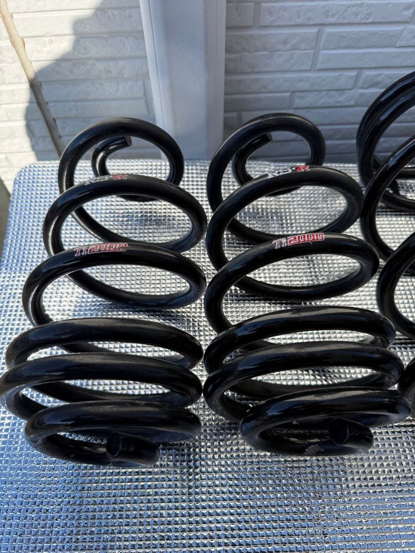 ☆アキー☆RSR Ti2000 ダウンサス 80ヴォクシーHV