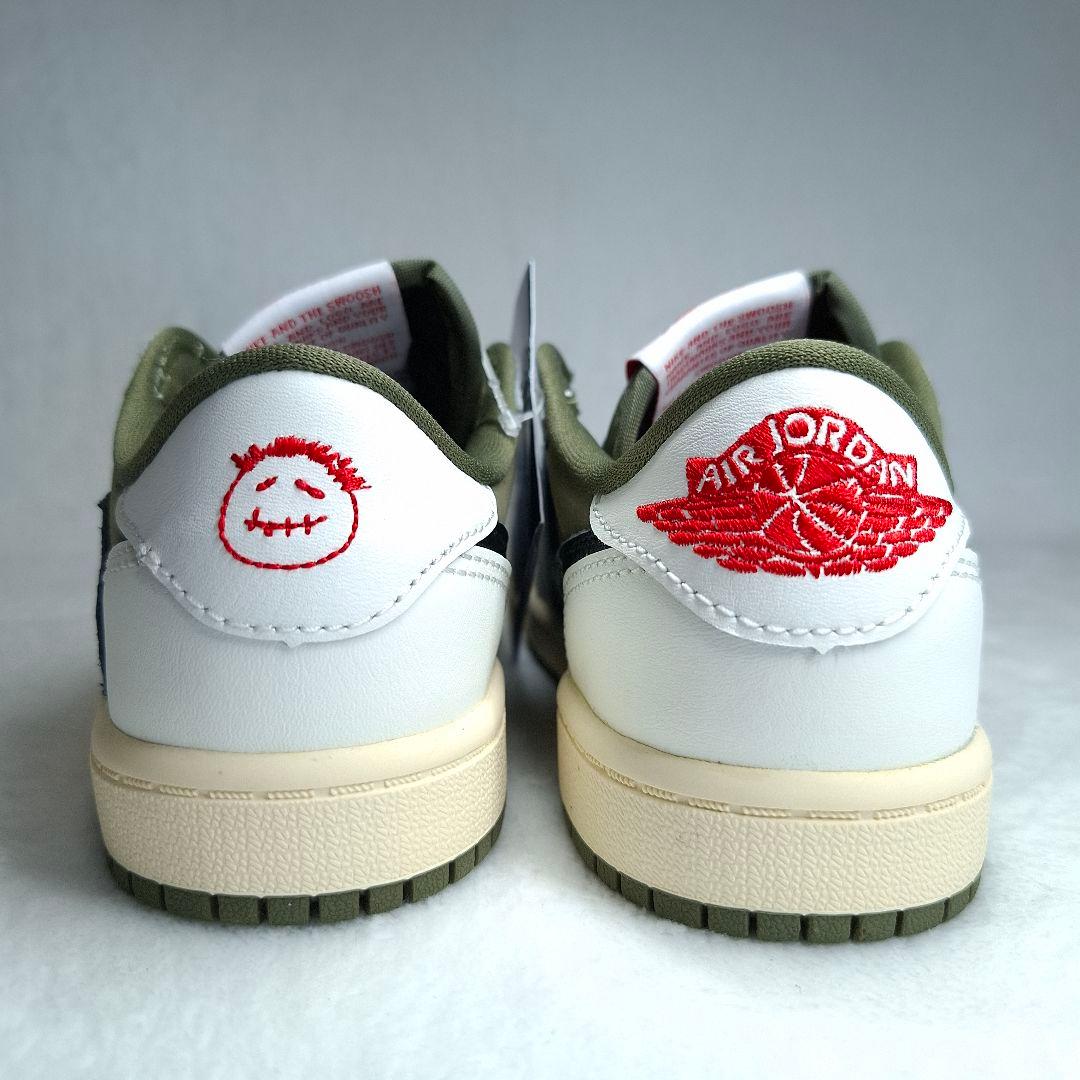 【新品/黒タグ付】トラヴィス×JORDAN1 LOW リバースオリーブ 18.5