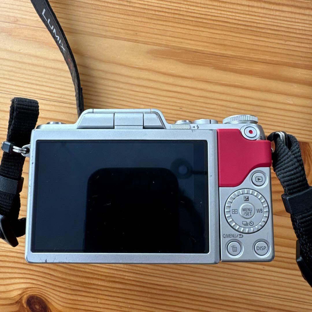 パナソニック LUMIX G DMC-GF7W ダブルズームレンズ