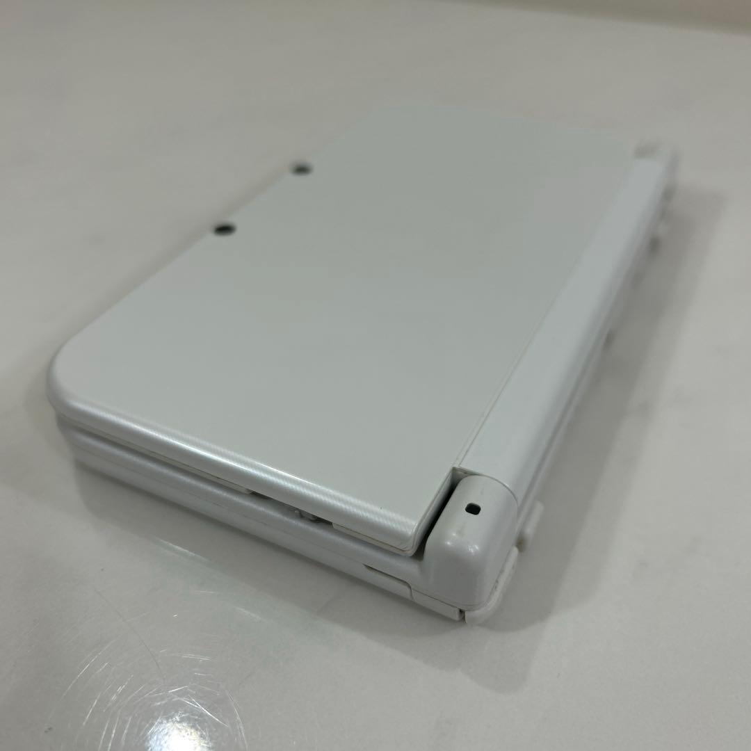 Newニンテンドー　3DSLL パールホワイト