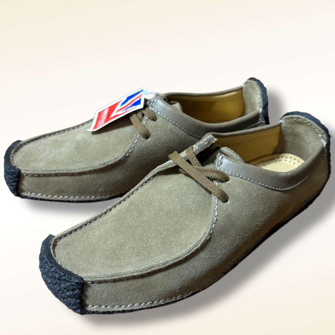 【新品・未使用の定番モデルが半額以下！】クラークス　ナタリー　オークウッド