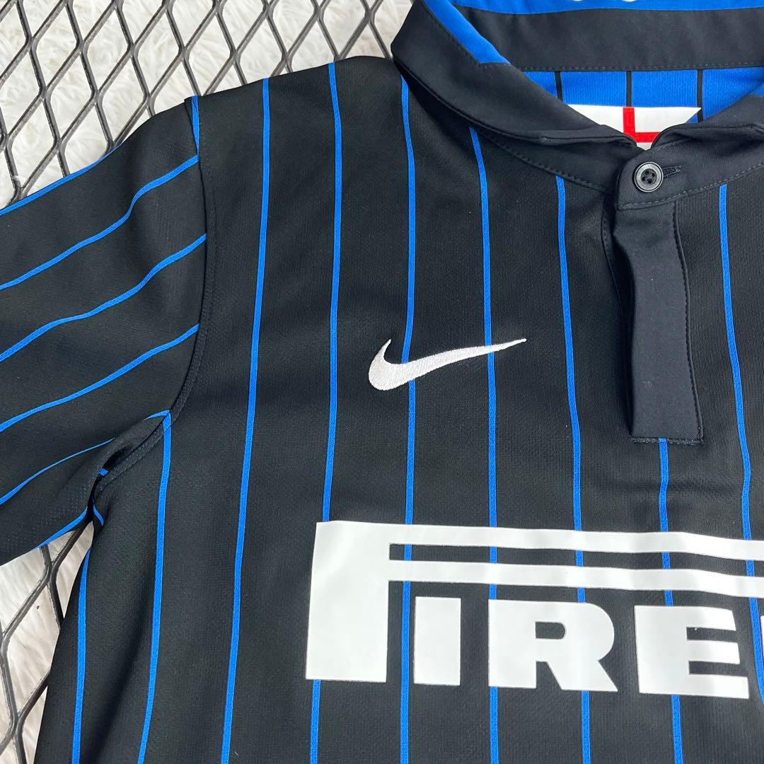 美品　NIKEインテルオーセンティックユニフォーム