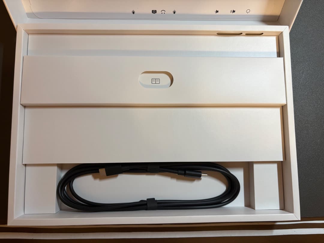 ●美品●Microsoft Surface Pro12 + 純正キーボード付き