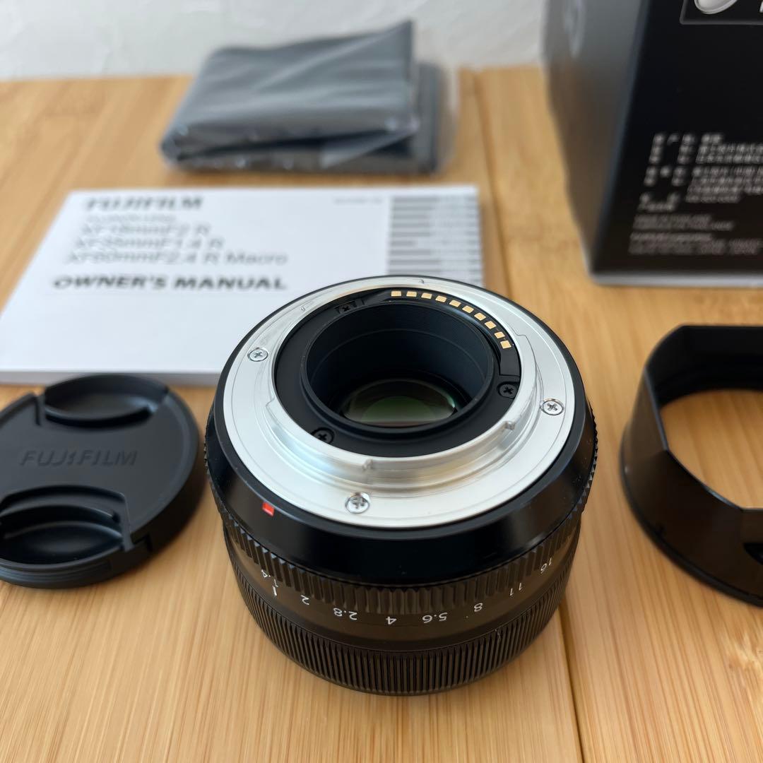 美品 FUJIFILM (フジフイルム) フジノン XF35mm F1.4 R