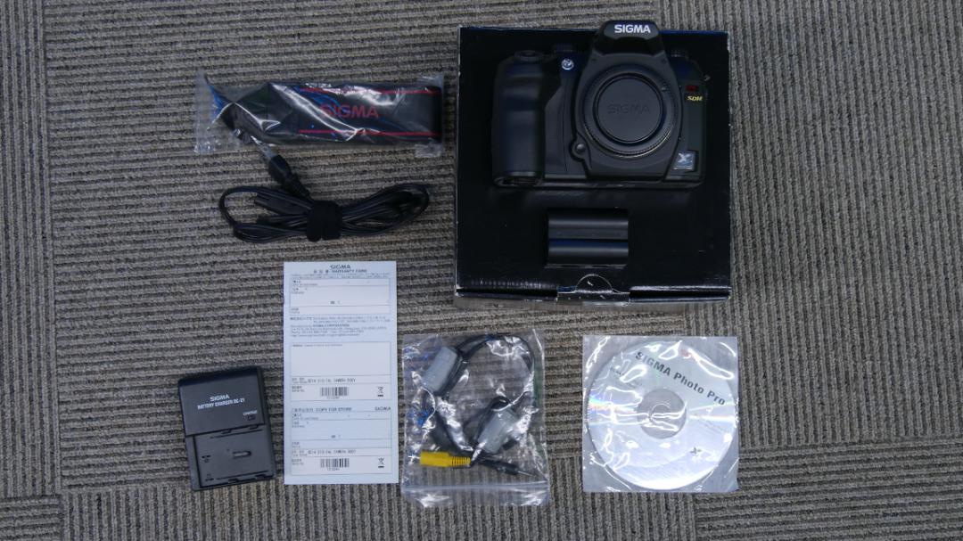 美品 SIGMA SD14 ボディ 箱・付属品あり