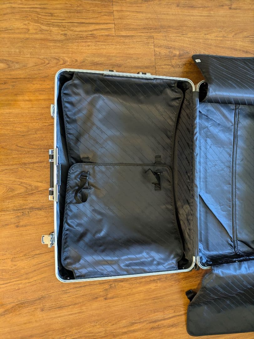 ゼロハリバートン　スーツケース