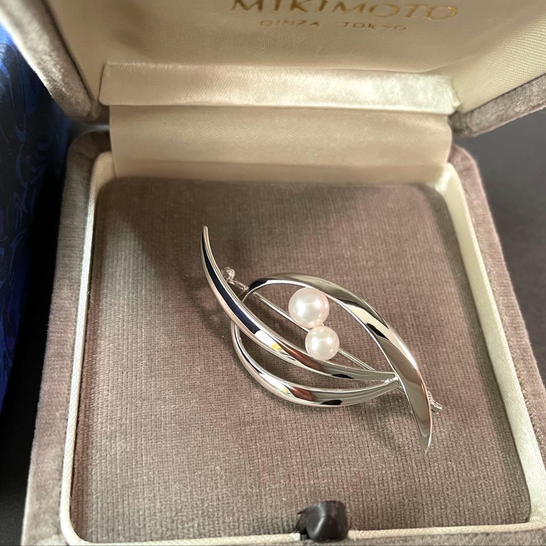 新品　ミキモト　パールブローチ　入学式　卒業式　ブランド　ケース付き