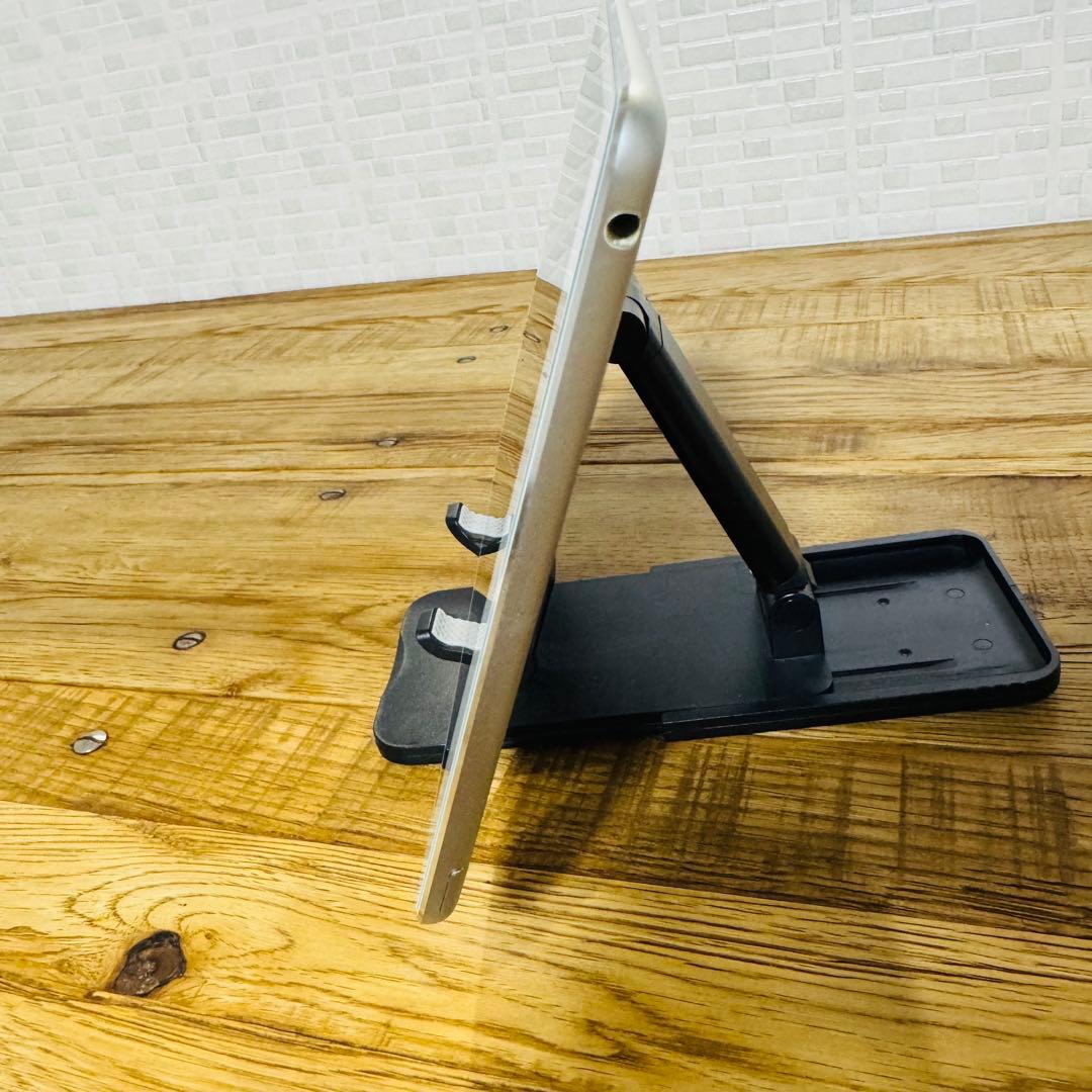 iPad mini 4（Wi-Fiモデル）128GB シルバー　本体＋ケース付き