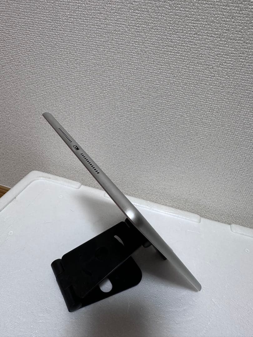 iPad 9.7インチ (第6世代) 32GB WiFi