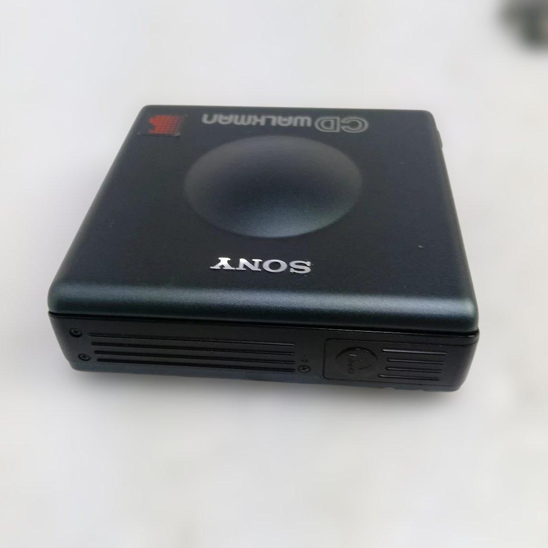 希少 現状品 SONY CDウォークマン D-82 8cm CD