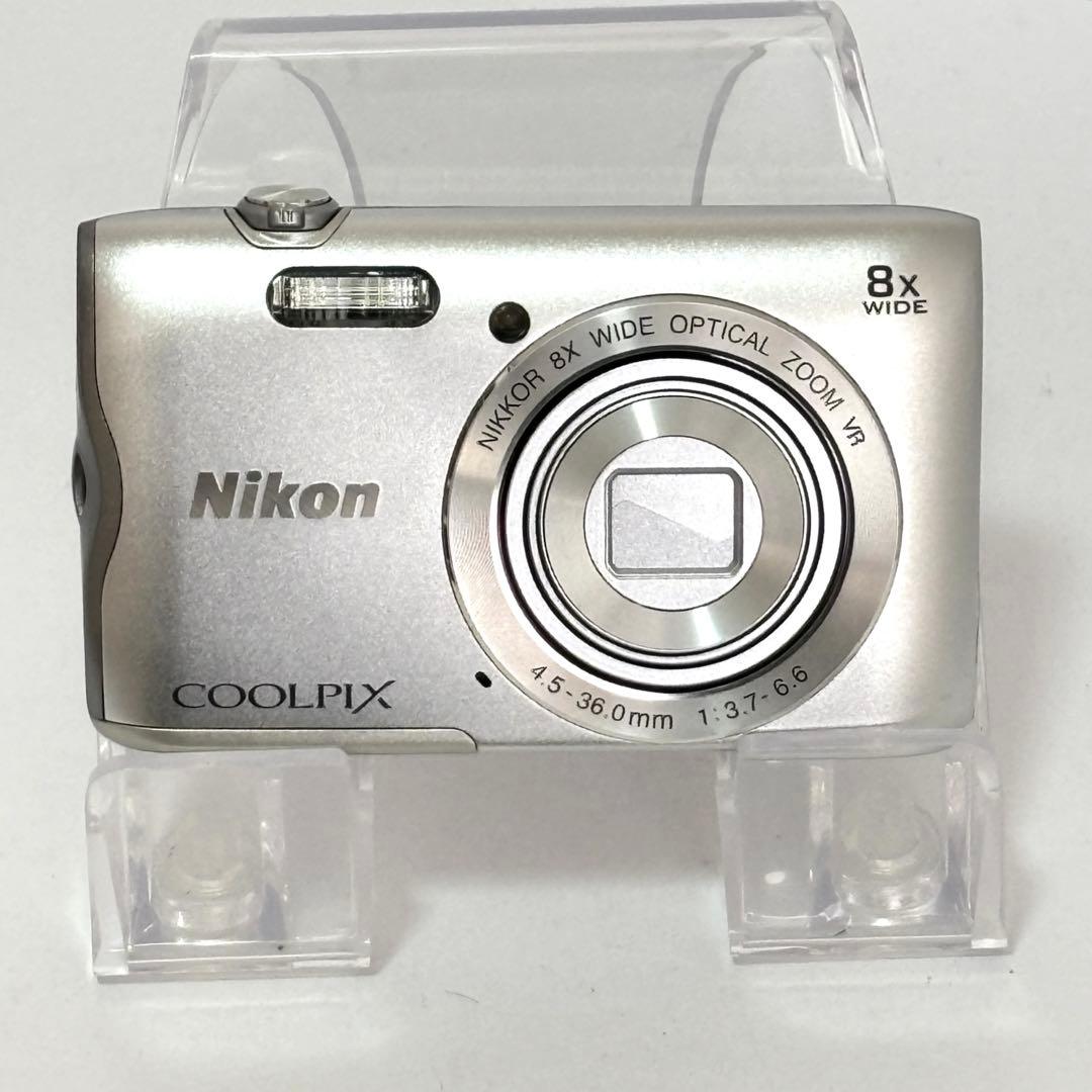 【美品】Nikon coolpix A300 ニコン　コンデジ　SDカード付