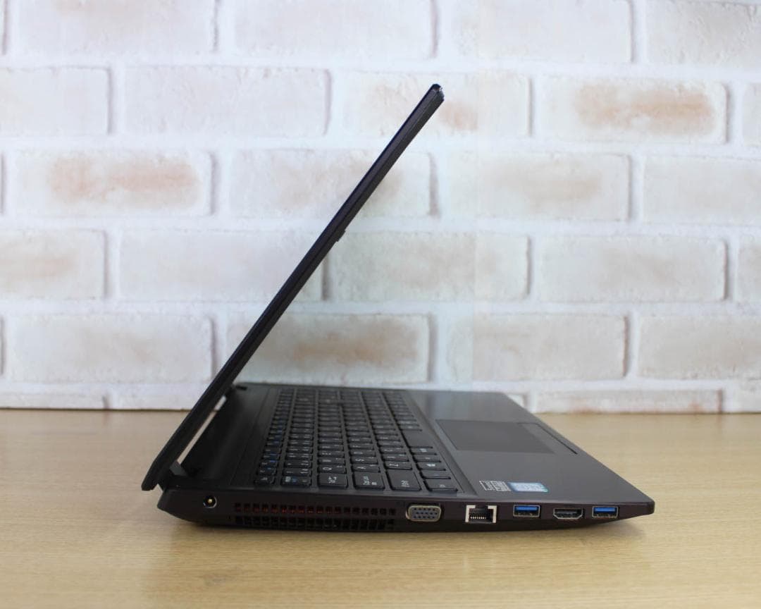 ✨Core i7 SSD搭載✨メモリ16GB ノートパソコン オフィス付き