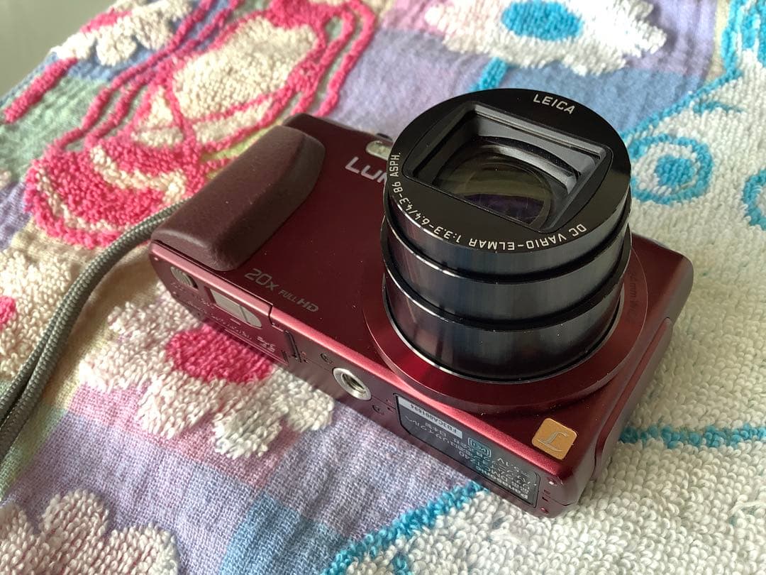 美品 Panasonic デジタルカメラDMC-TZ40-R Wi-Fi GPS