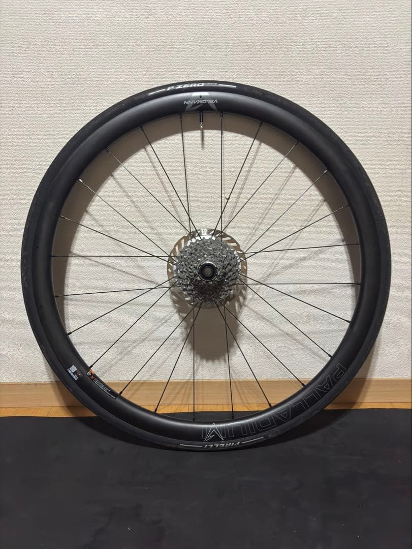 2025年ビアンキスペシャリッシマプロ完成車カーボンホイール