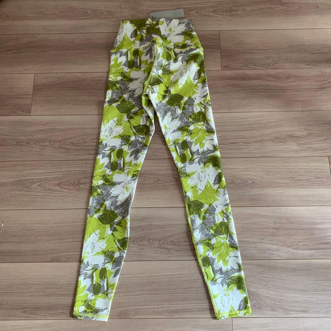 ジュリエ Julie ★クロス レギンス★ ピスタチオ ０サイズ 新品❣️