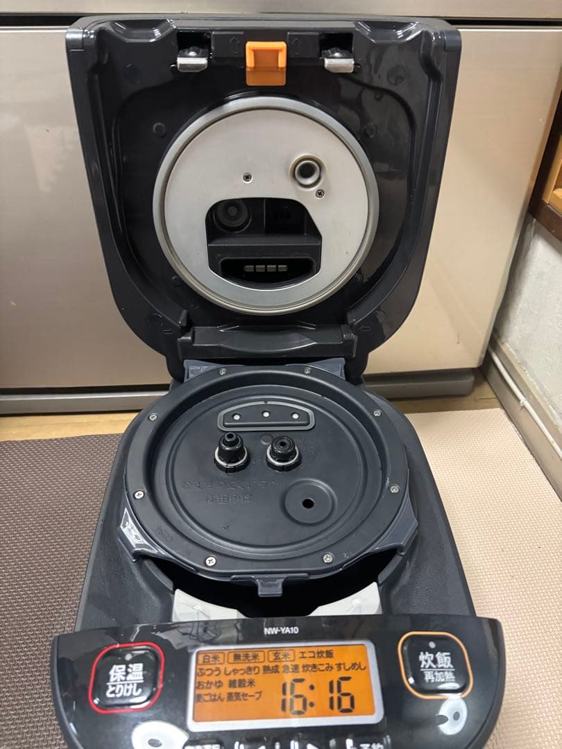 [倉庫処分セール]炊飯器 NW-YA10 ブラック 1.0L-2025年製