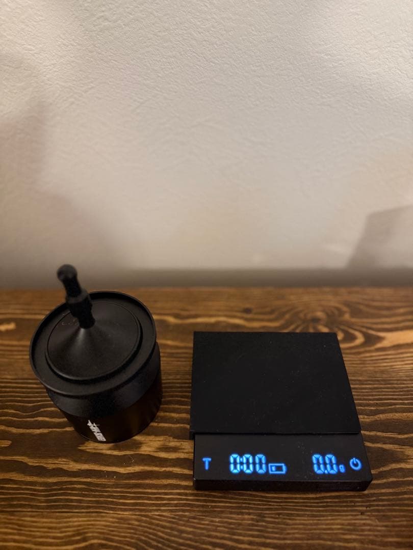 Gaggia Classic エスプレッソマシン WPMコーヒーグラインダー