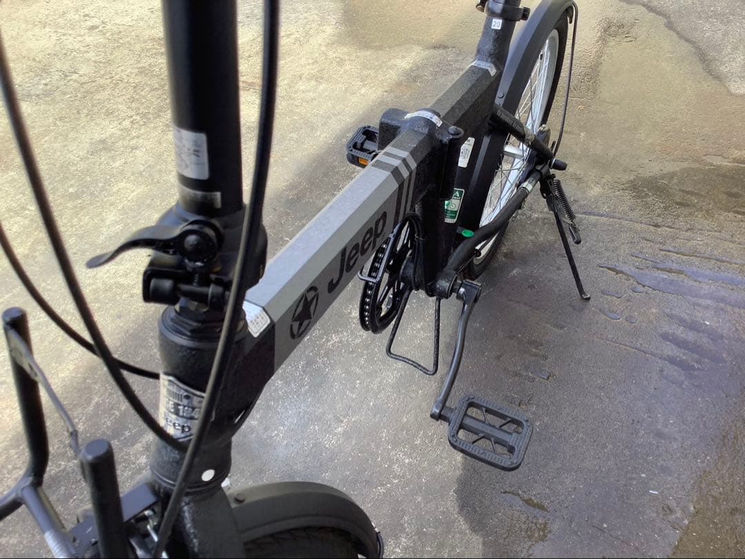 JEEP JE-206G 折り畳み　20インチ　ブラックツートンボディー