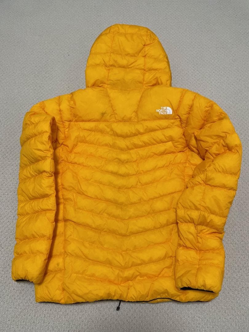 ノースフェイス サンダーフーディ S メンズ NY82011 未使用に近い