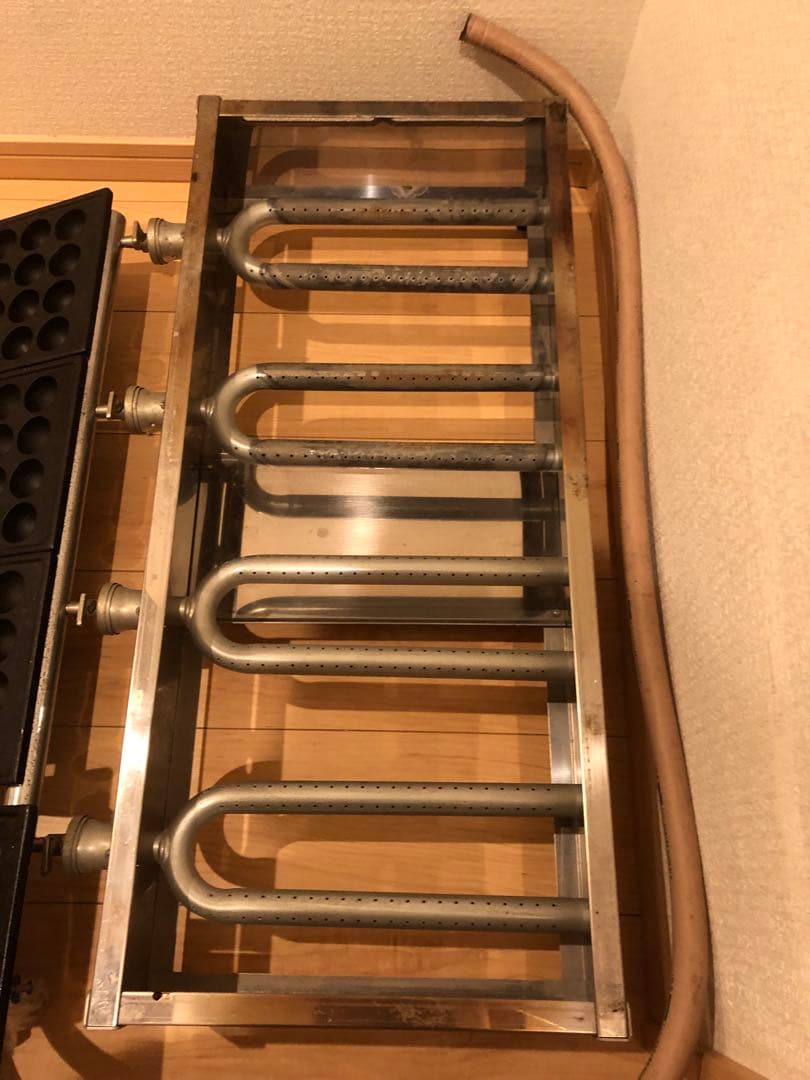 れいんぼう‼️ガス式たこ焼き器 28穴 ×4 業務用都市ガス