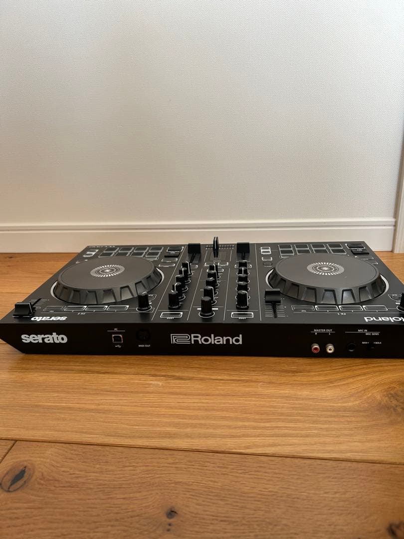 Roland DJ-202 【SeratoDJLite対応DJコントローラー】