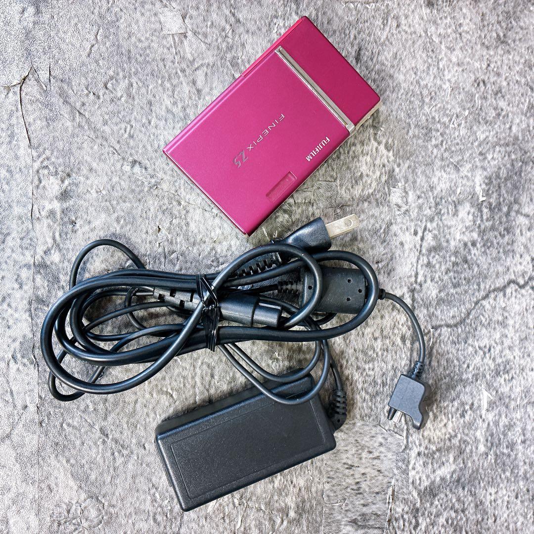 美品　FUJIFILM FINEPIX Z5 ピンク 6.3メガピクセル