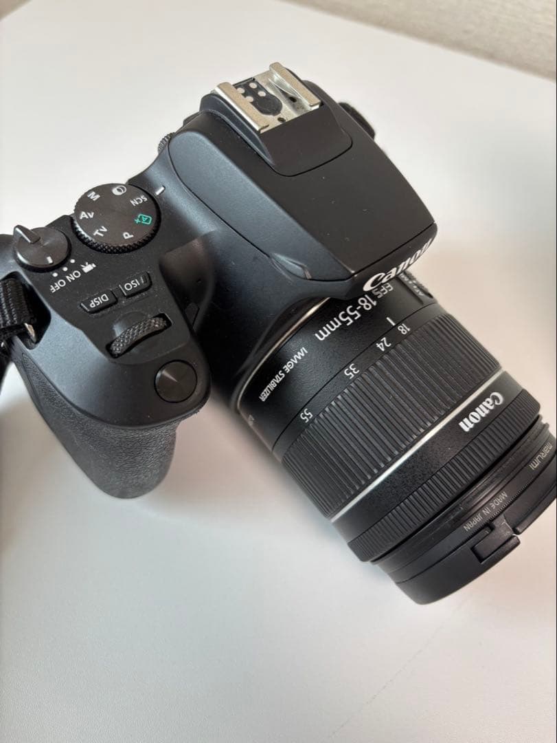 【超美品】Canon EOS Kiss X10 デジタル一眼レフ三脚付