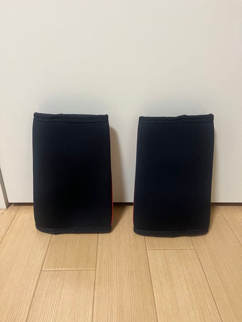 SBD エルボースリーブ Lサイズ 黒/赤