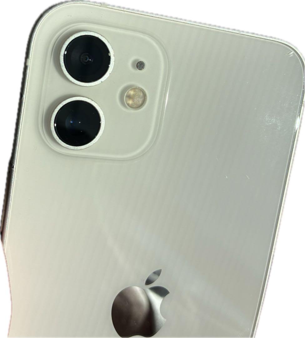 Apple iPhone 12 ホワイト 本体　SIMフリー