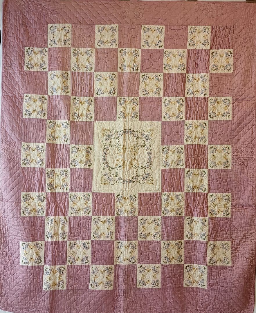 アンティーク キルト C1930 USA 花柄刺繍入り