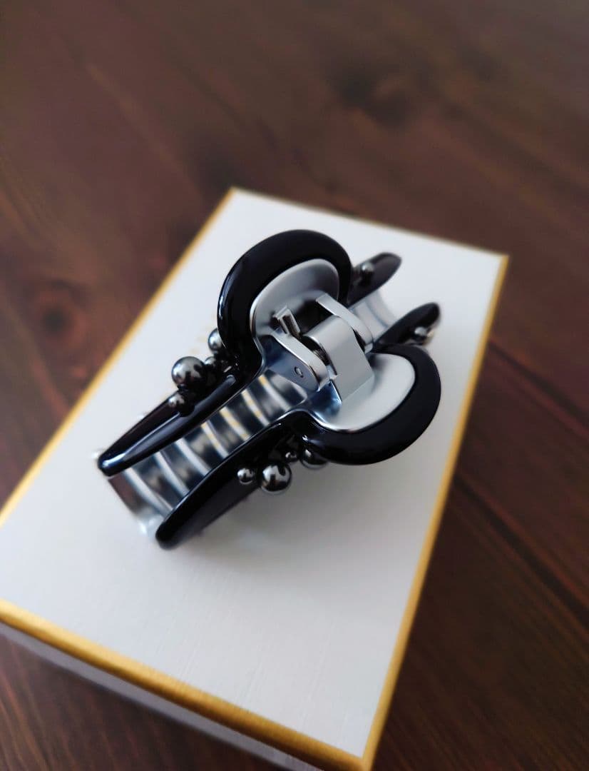 新品 アレクサンドルドゥパリ パール ヴァンドームクリップ グレー